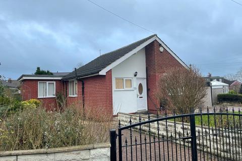 3 bedroom detached bungalow to rent, Woodlands Crescent, Gomersal