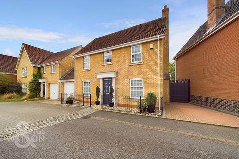 4 bedroom link detached house for sale, Burroughs Way, Wymondham