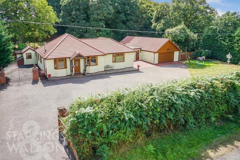 4 bedroom detached bungalow for sale, Fen Street, Redgrave, Diss