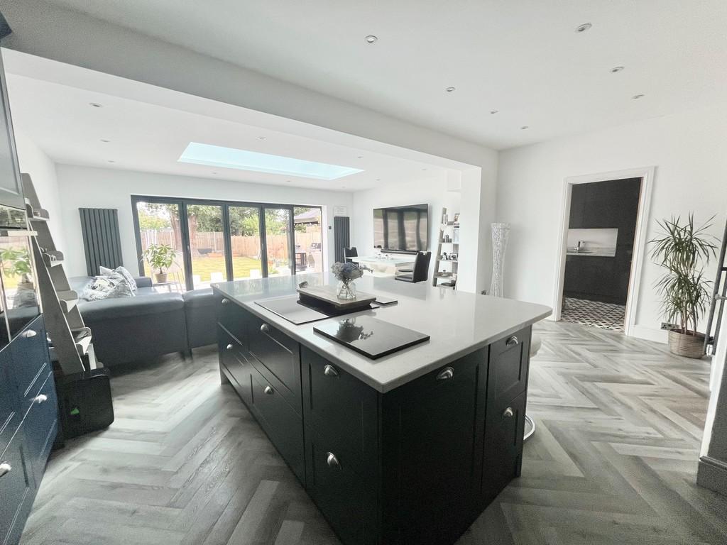 Kitchen 1