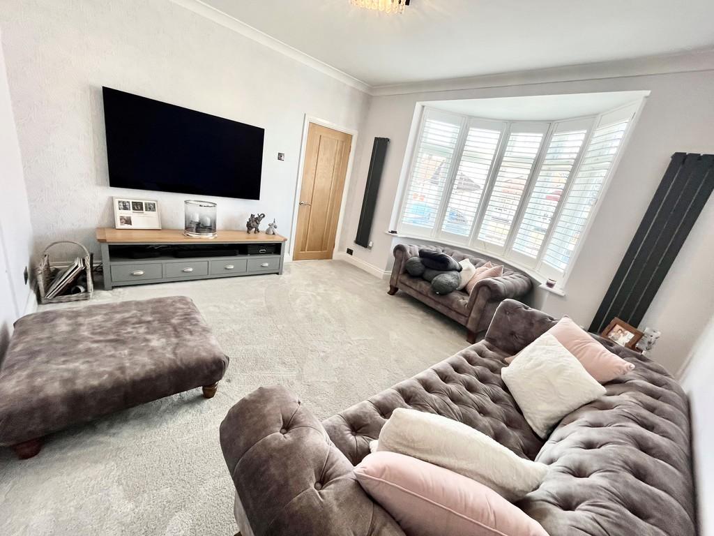 Lounge 1