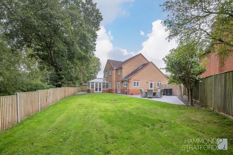 4 bedroom detached house for sale, Armitage Close, Cringleford