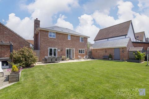 4 bedroom detached house for sale, Minnow Way, Mulbarton