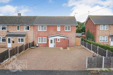 3 bedroom end of terrace house for sale, Princes Road, Bungay