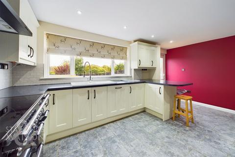 3 bedroom end of terrace house for sale, Princes Road, Bungay