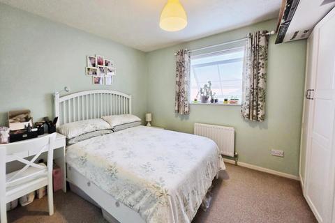 34 Philips Close, Carshalton, SM5 2FE