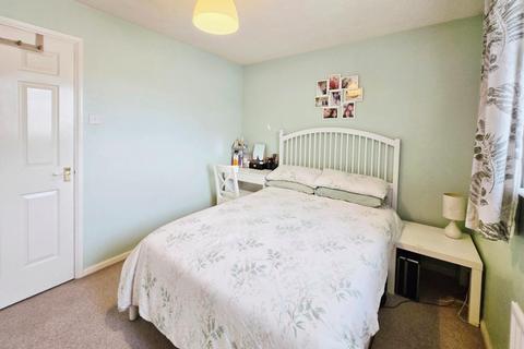 34 Philips Close, Carshalton, SM5 2FE