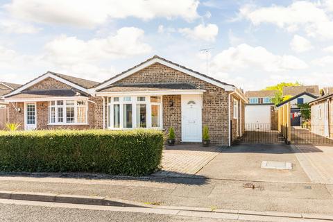 2 bedroom detached bungalow for sale, Argentan Close, Abingdon OX14