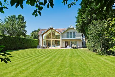 5 bedroom detached house for sale, Long Lane, Fowlmere, Royston, Cambridgeshire, SG8.