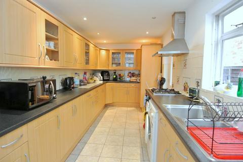 3 bedroom semi-detached house for sale, Anglesey Close, Ashford TW15