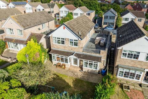 3 bedroom detached house for sale, Tudor Close, Pontefract WF8