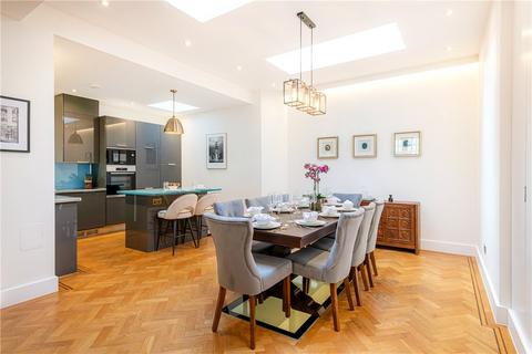 4 bedroom terraced house to rent, Eaton Mews North, Belgravia, London, SW1X