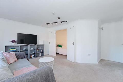 Studio for sale, Highdown Avenue, Worthing