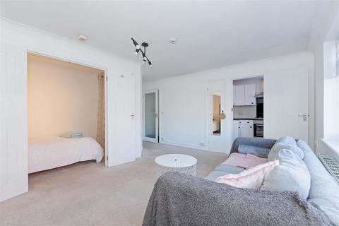 43a Highdown Avenue, Worthing, BN13 1QL
