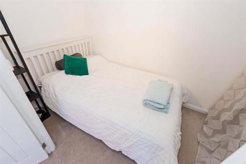 43a Highdown Avenue, Worthing, BN13 1QL