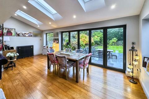 4 bedroom detached house for sale, Hillingdon Road, Whitefield, M45