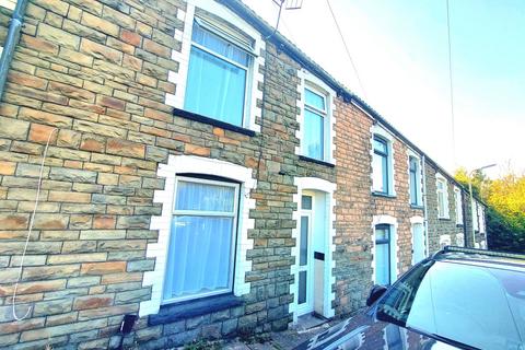 3 bedroom property to rent, Maritime Terrace, Pontypridd, CF37