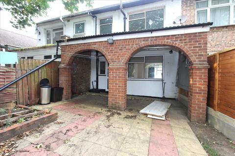 3 bedroom house for sale, Chichester Road, London, N9