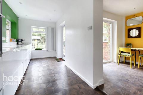 3 Coopers Close, Sandy, SG19 1NQ