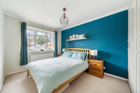 3 bedroom terraced house for sale, York Road, Woking, Surrey, GU22