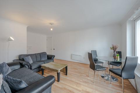 3 bedroom flat for sale, New Caledonian Wharf, 6 Odessa Street, London