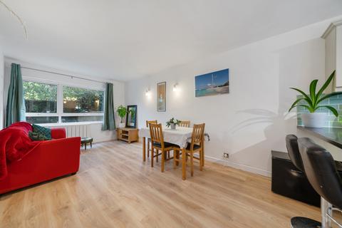 1 bedroom flat for sale, Bartholomew Close, London