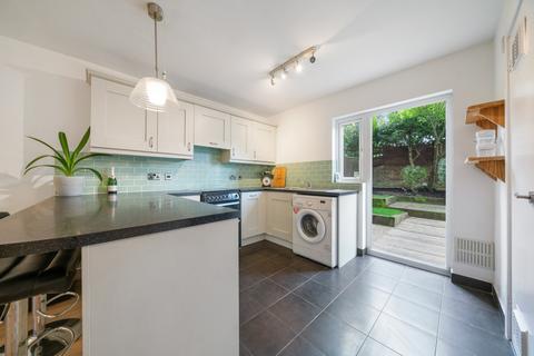 1 bedroom flat for sale, Bartholomew Close, London