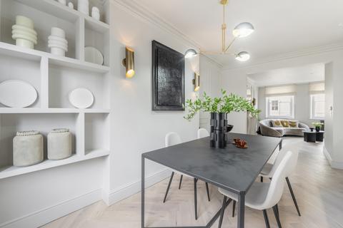 3 bedroom flat for sale, Kensington Gardens Square, Notting Hill, London