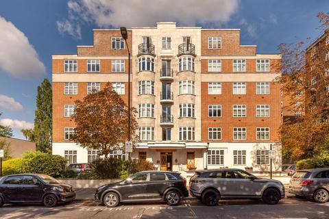 2 bedroom flat for sale, William Court, 6 Hall Road, St John's Wood, London