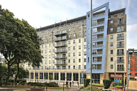 1 bedroom flat for sale, Enterprise Place, Woking GU21