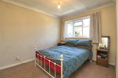 3 bedroom terraced house for sale, Midhope Close, Surrey GU22