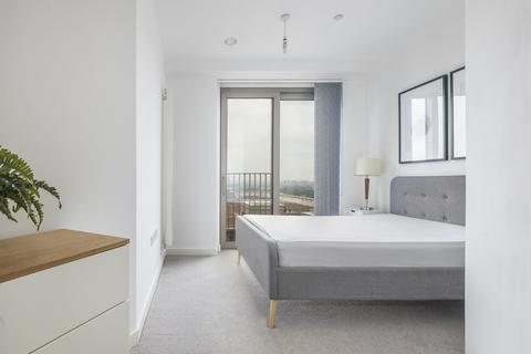 3 bedroom flat for sale, Western Gateway, Royal Docks, London