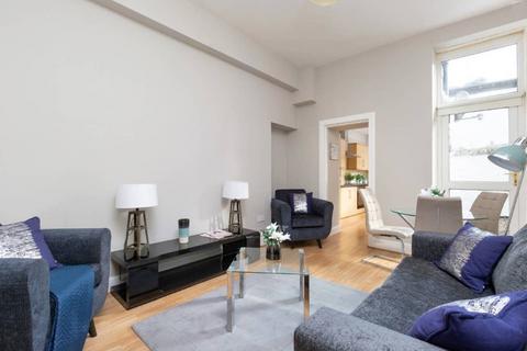 2 bedroom flat to rent, West End Place, Edinburgh EH11