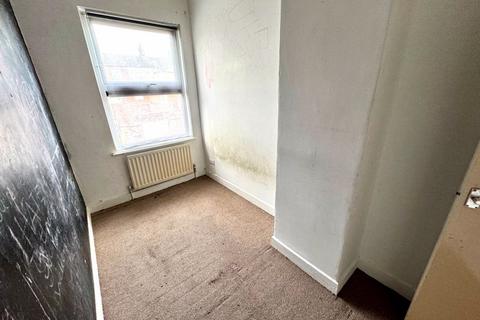 2 bedroom terraced house for sale, Well Street, Stoke-On-Trent