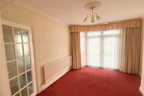 3 bedroom semi-detached house to rent, Birmingham B42