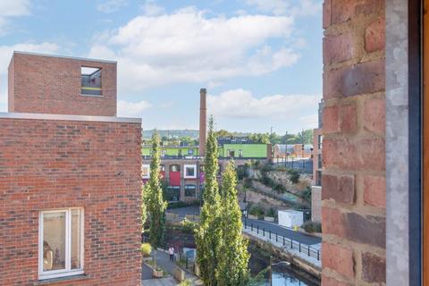 3 bedroom maisonette for sale, Luxor Row, The Malings, Ouseburn, Newcastle Upon Tyne