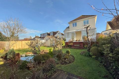 4 bedroom detached house for sale, Avenue Road, Newton Abbot