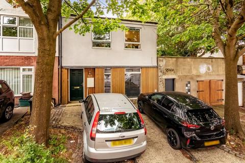 3 bedroom terraced house for sale, Dove Street|Kingsdown