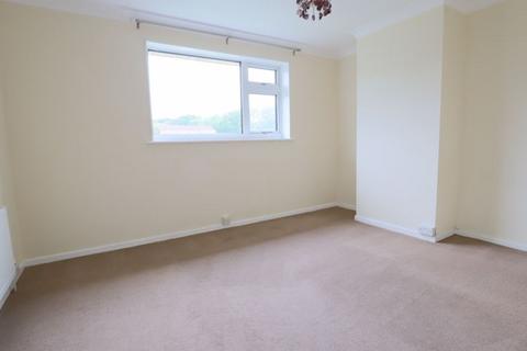 2 bedroom terraced house to rent, King Arthurs Road, Exeter