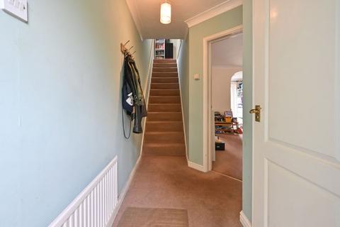 3 bedroom property for sale, Willowbank, Chippenham