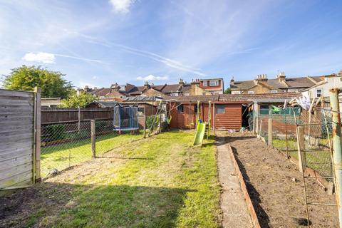 26 Buxton Road, Thornton Heath, CR7 7HG