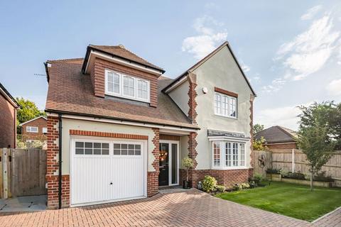 4 bedroom detached house for sale, Smith Grove, Bookham