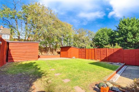 3 bedroom semi-detached house for sale, Lynwood Drive, Trowbridge