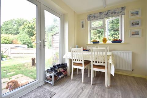 4 bedroom semi-detached house for sale, Kiln Lane, Farnham