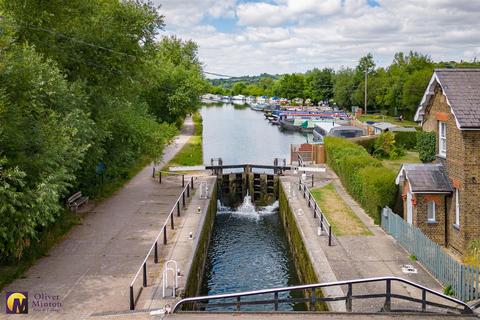 1 bedroom apartment for sale, River Meads, Stanstead Abbotts