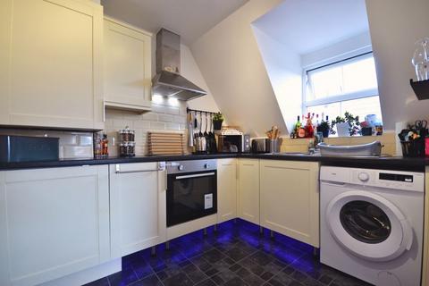 2 bedroom flat for sale, 395 Holdenhurst Road, Bournemouth BH8