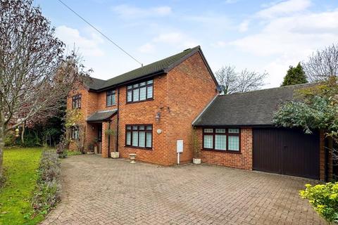 4 bedroom detached house for sale, Twyford Grove, Twyford, Adderbury