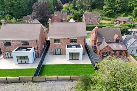 8 bedroom detached house for sale, Shrubbery Road, Telford, TF1