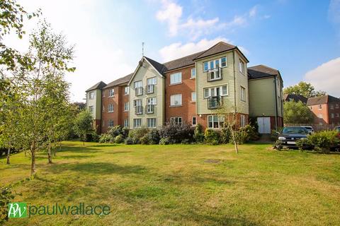 2 bedroom flat for sale, Watery Lane, Turnford