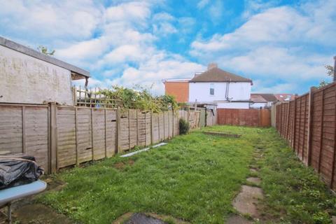 3 bedroom terraced house for sale, Mansell Road, Greenford